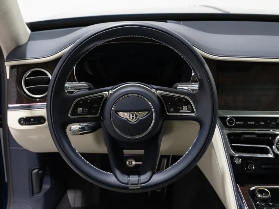 Bentley Flying Spur Speed V8 Hybrid - foto 6