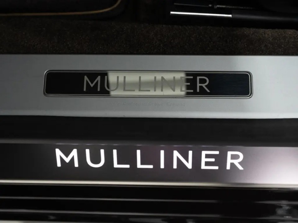 Bentley Flying Spur Mulliner V8 Hybrid - foto 19