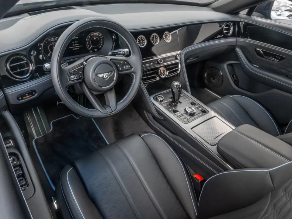 Bentley Flying Spur Speed First Edition V8 Hybrid - foto 8