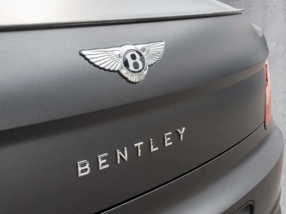 Bentley Flying Spur Speed First Edition V8 Hybrid - foto 25