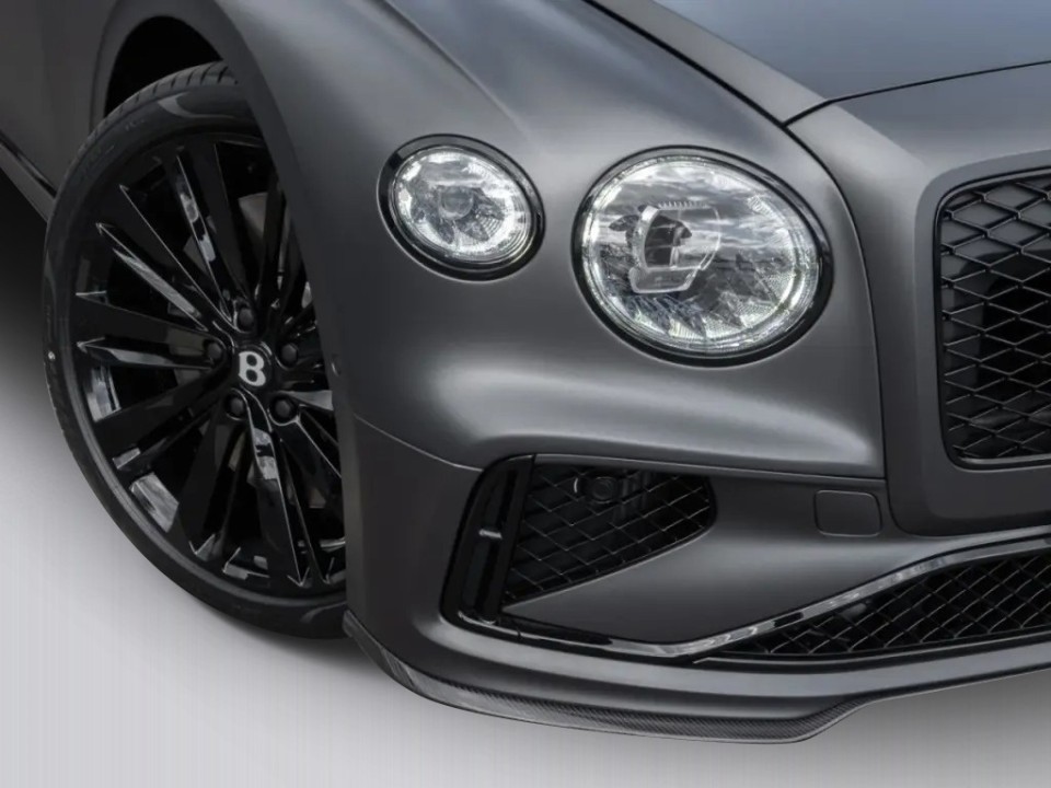 Bentley Flying Spur Speed First Edition V8 Hybrid - foto 28