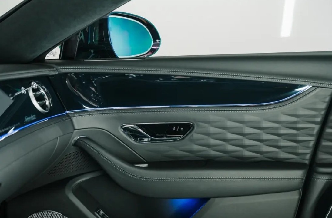 Bentley Flying Spur W12 Edition 12 - foto 27