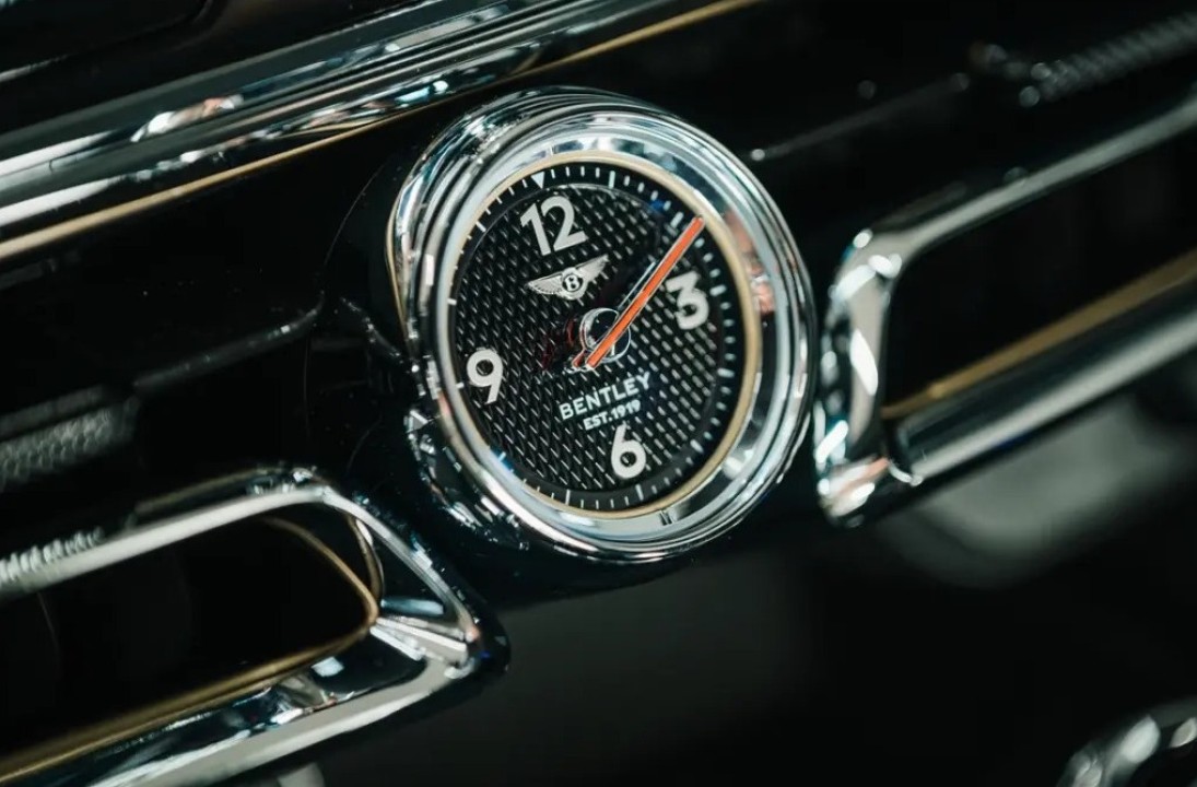 Bentley Flying Spur W12 Edition 12 - foto 17