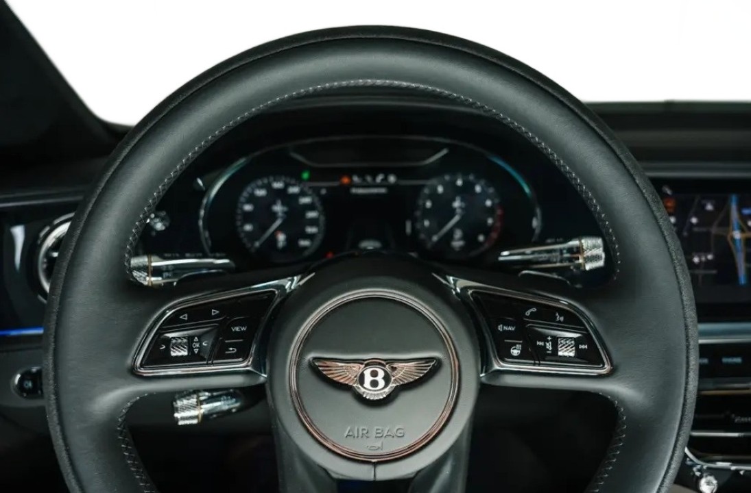 Bentley Flying Spur W12 Edition 12 - foto 8