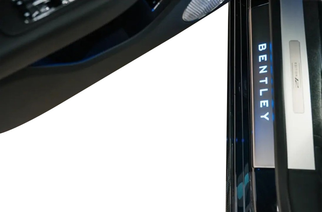 Bentley Flying Spur W12 Edition 12 - foto 32