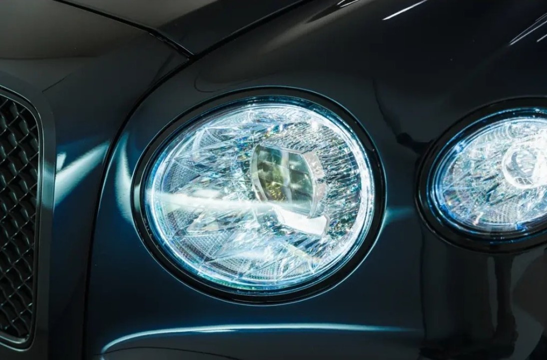 Bentley Flying Spur W12 Edition 12 - foto 37