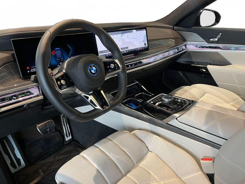 BMW Seria 7 750e xDrive M-Sport - foto 17
