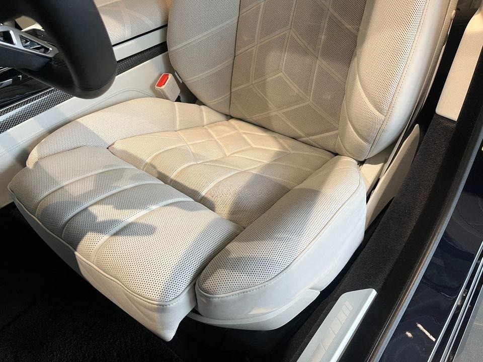 BMW Seria 7 750e xDrive M-Sport - foto 15