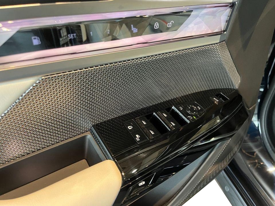 BMW Seria 7 750e xDrive M-Sport - foto 25