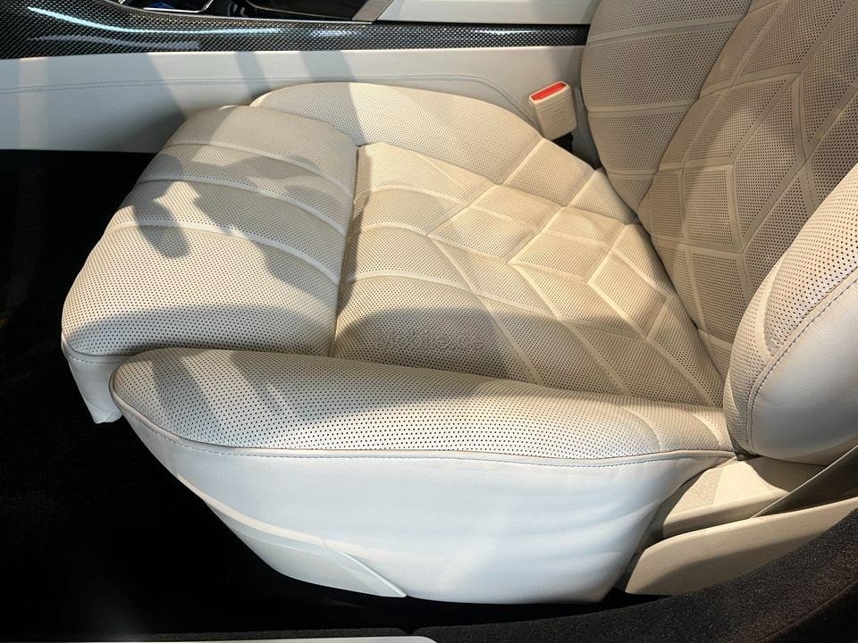 BMW Seria 7 750e xDrive M-Sport - foto 16