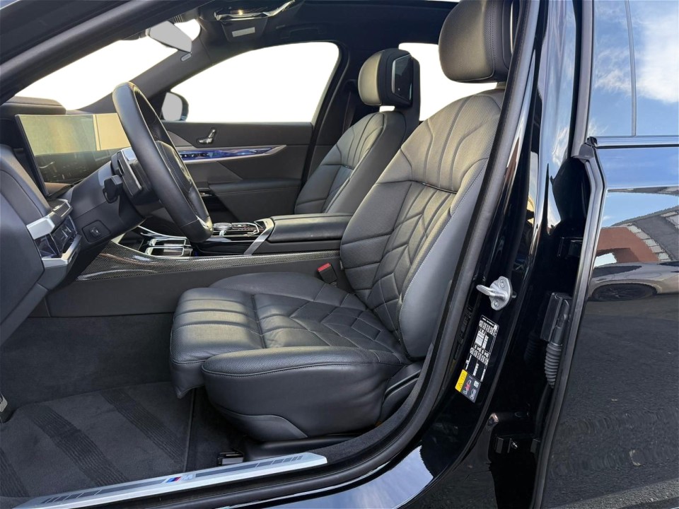 BMW Seria 7 750e xDrive M-Sport - foto 8
