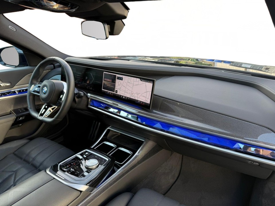 BMW Seria 7 750e xDrive M-Sport - foto 13