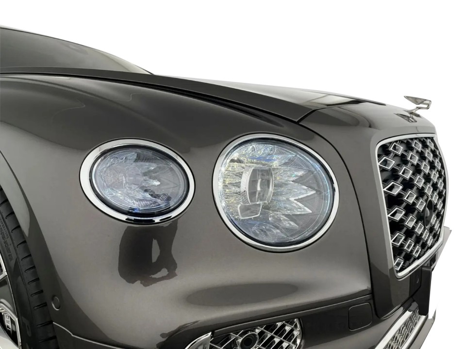Bentley Flying Spur Mulliner V8 Hybrid - foto 9