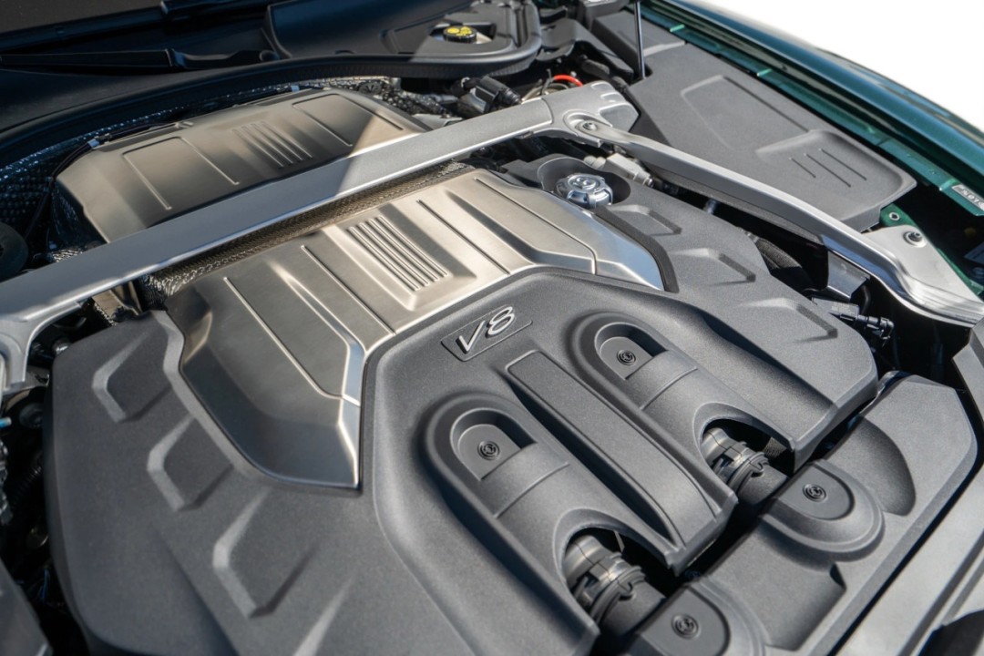 Bentley Flying Spur Azure V8 - foto 27