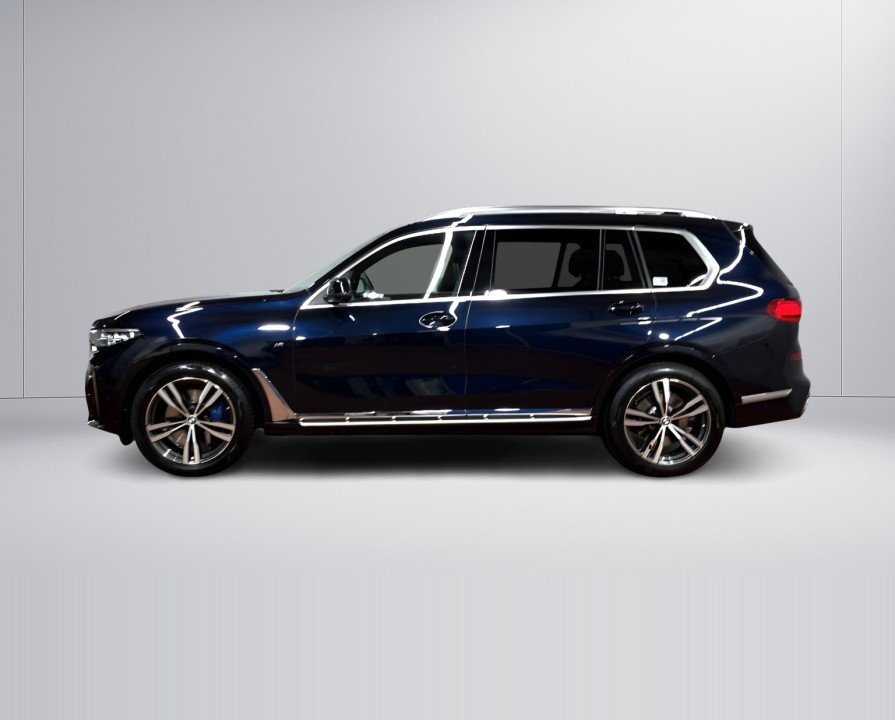 BMW X7 xDrive40d M-Sport (2)