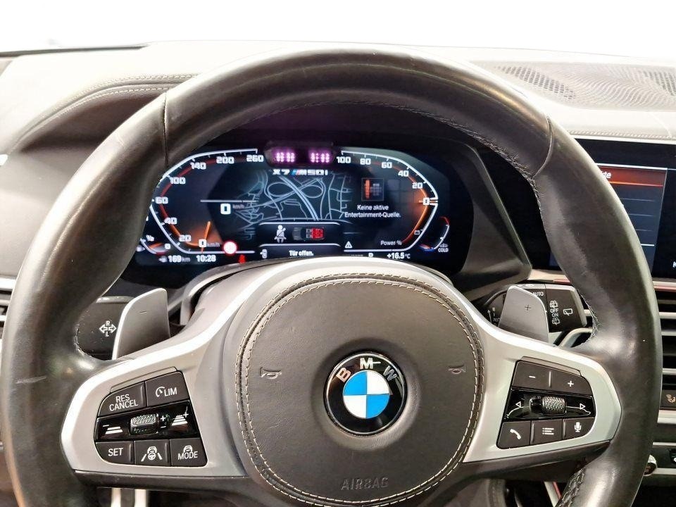 BMW X7 M50i - foto 6