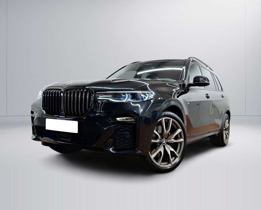 BMW X7 M50i