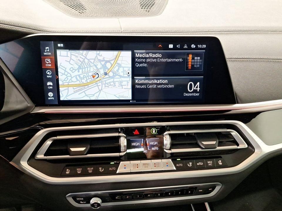 BMW X7 M50i - foto 9