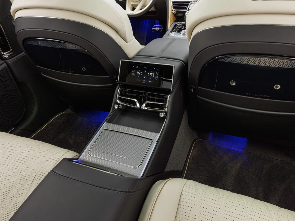 Bentley Flying Spur Mulliner V6 Hybrid - foto 17