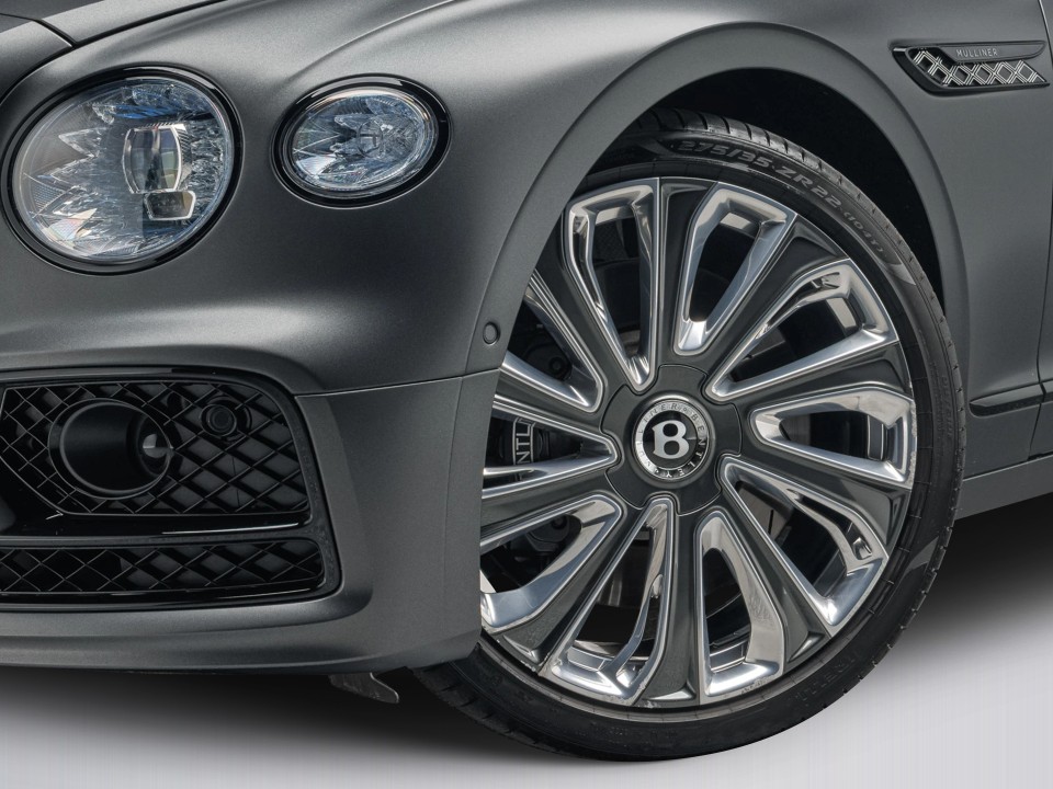Bentley Flying Spur Mulliner V6 Hybrid - foto 34