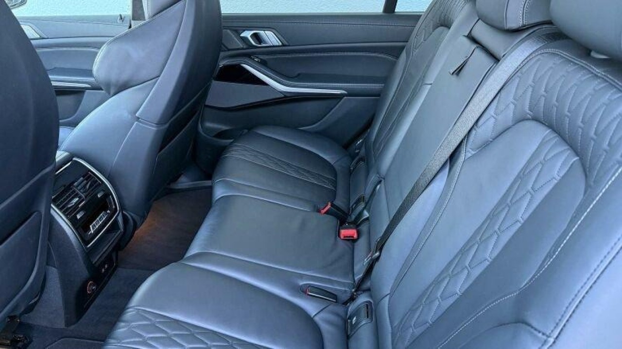 BMW X7 xDrive40d M-Sport - foto 10