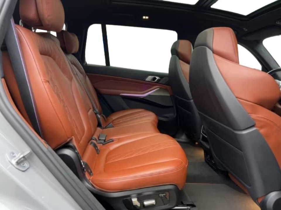 BMW X7 xDrive40d M-Sport - foto 12
