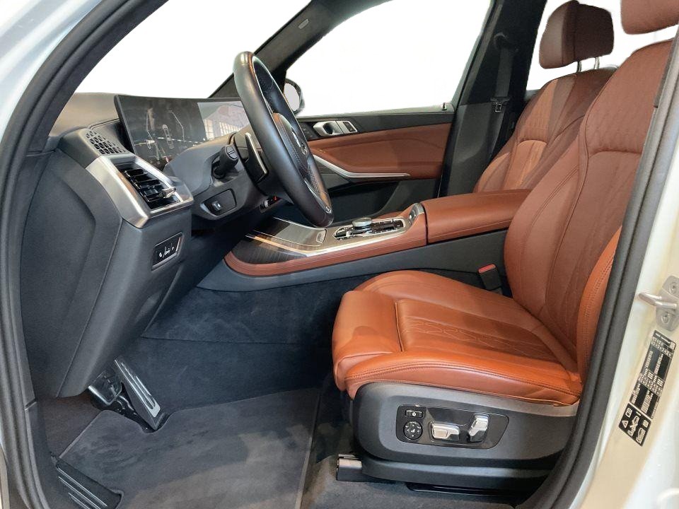 BMW X7 xDrive40d M-Sport - foto 9