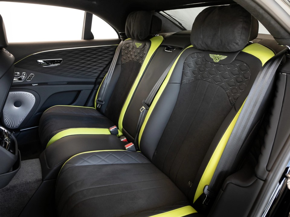 Bentley Flying Spur S V8 (5)