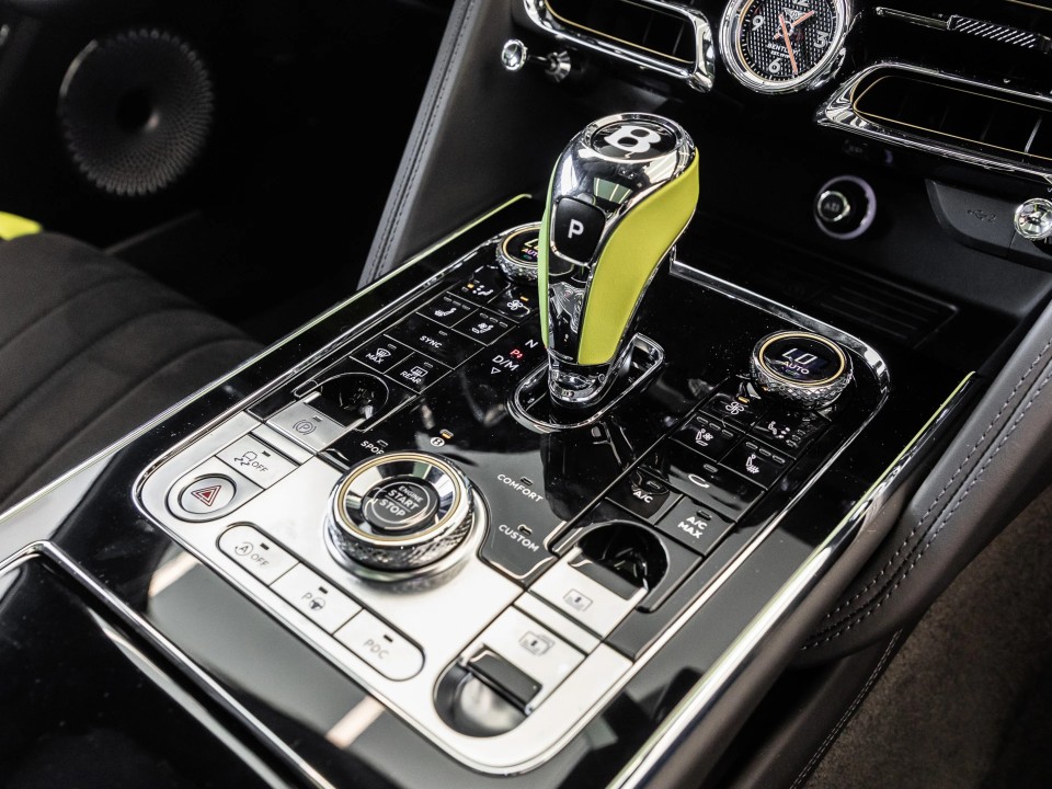 Bentley Flying Spur S V8 - foto 9