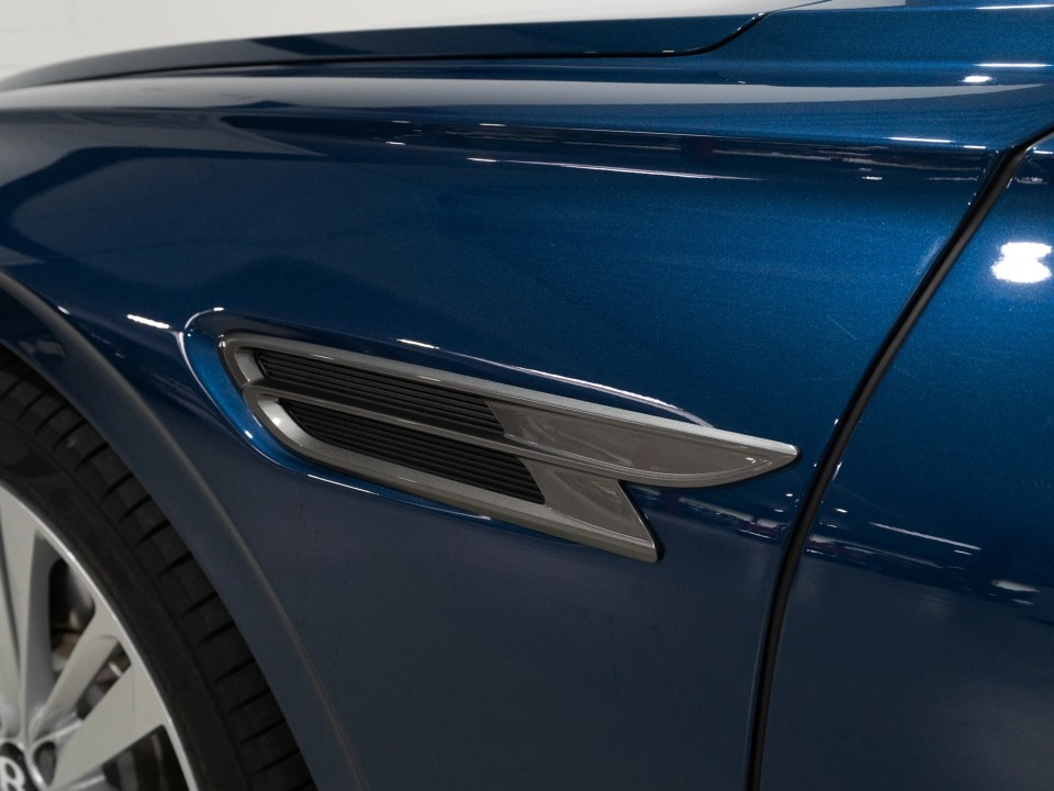 Bentley Flying Spur Speed V8 Hybrid - foto 20