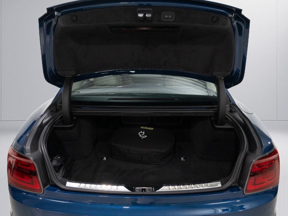 Bentley Flying Spur Speed V8 Hybrid - foto 27