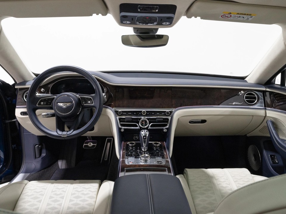 Bentley Flying Spur Speed V8 Hybrid - foto 6