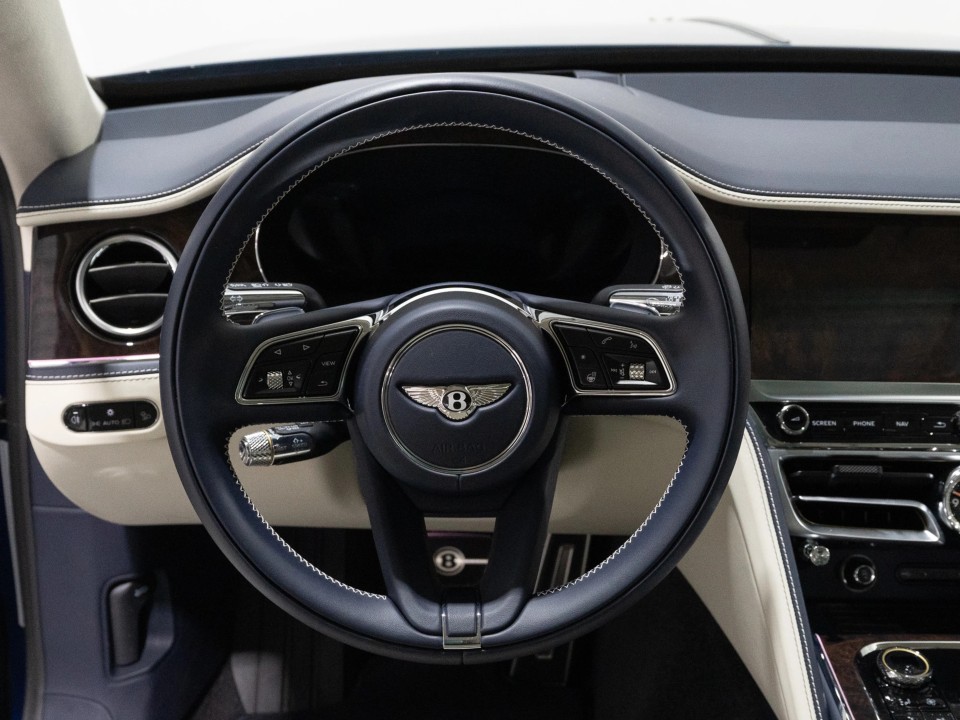 Bentley Flying Spur Speed V8 Hybrid - foto 10