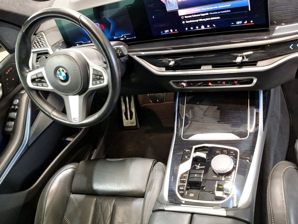 BMW X7 xDrive40i M-Sport - foto 6
