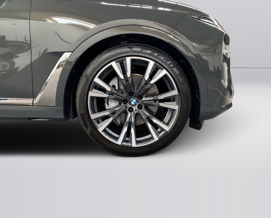 BMW X7 xDrive40i M-Sport - foto 16