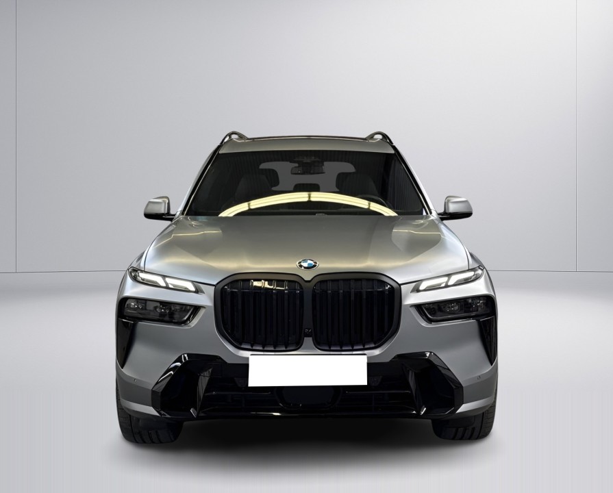BMW X7 xDrive40d M-Sport (2)