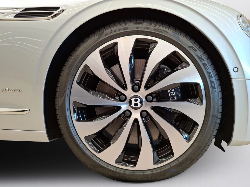 Bentley Flying Spur V8 Azure - foto 10