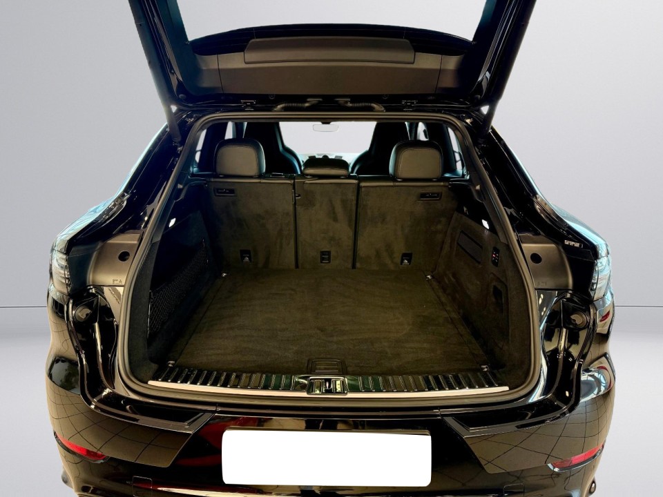 Porsche Cayenne Coupe GTS - foto 19