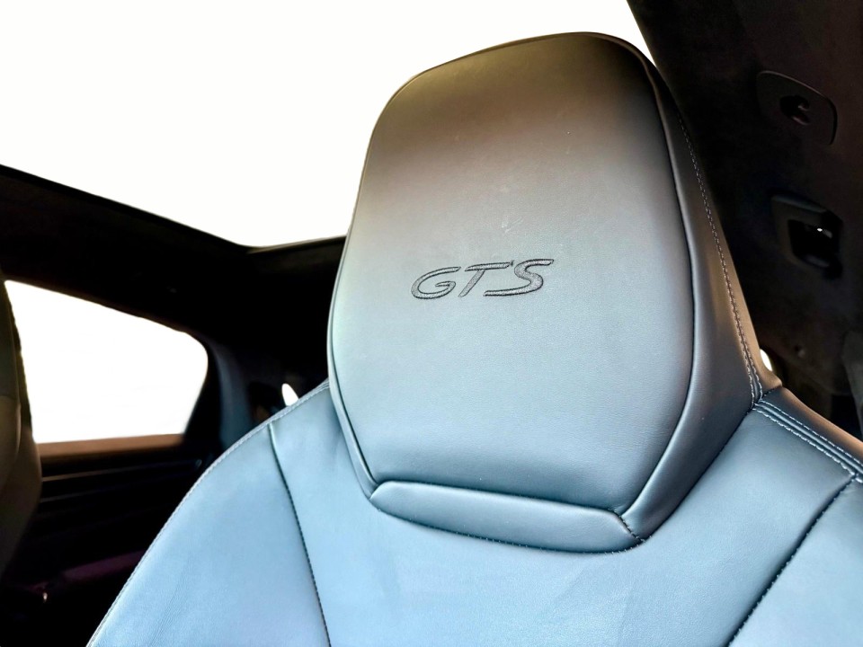 Porsche Cayenne Coupe GTS - foto 14