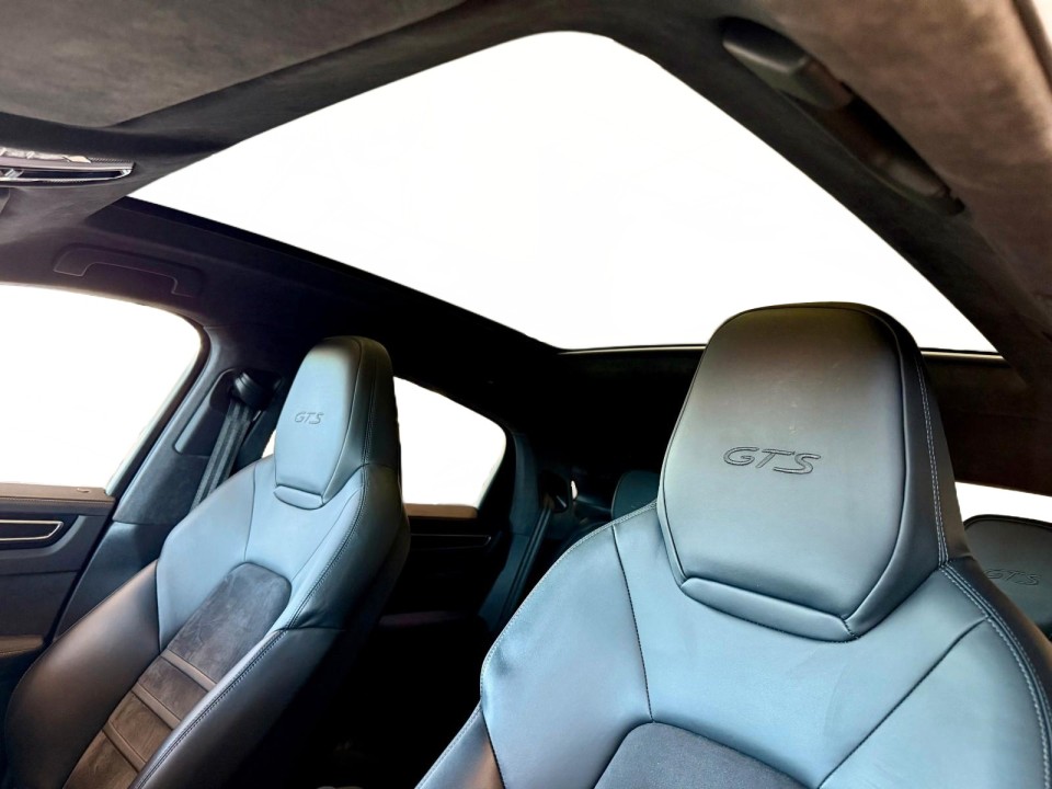 Porsche Cayenne Coupe GTS - foto 15