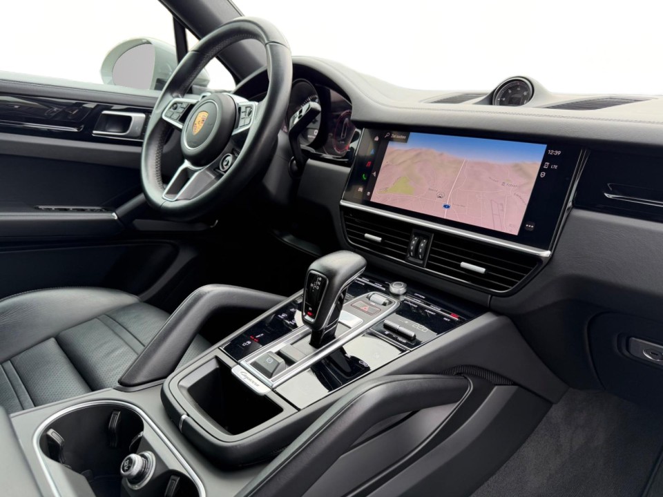 Porsche Cayenne Coupe - foto 13