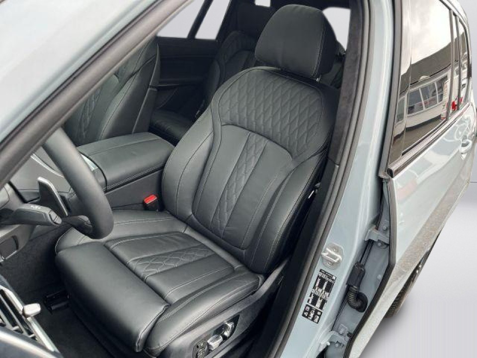 BMW X7 xDrive40i M-Sport - foto 10