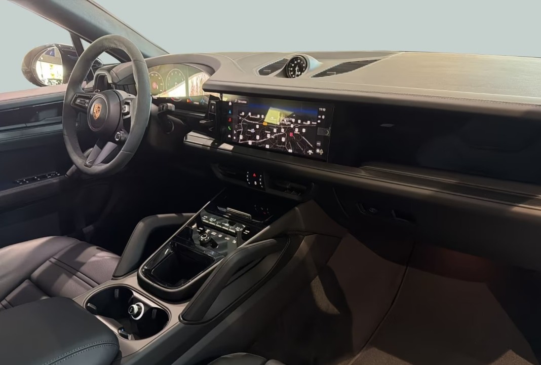 Porsche Cayenne Coupe E-Hybrid - foto 9