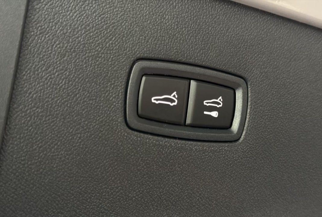 Porsche Cayenne Coupe E-Hybrid - foto 28