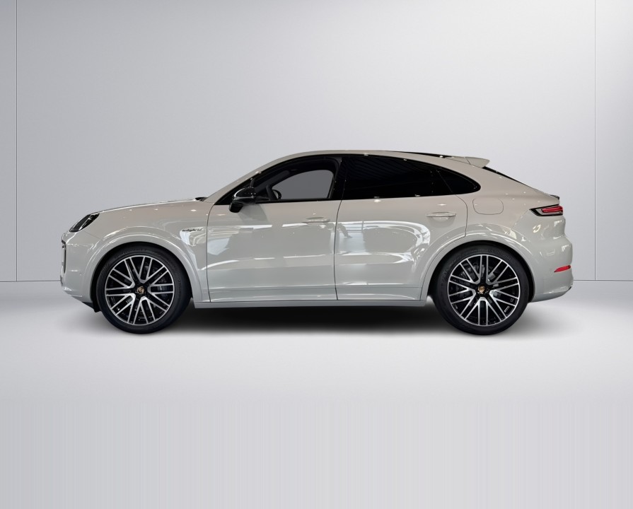 Porsche Cayenne Coupe E-Hybrid (2)