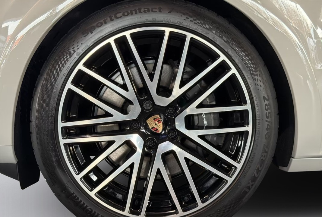 Porsche Cayenne Coupe E-Hybrid - foto 34