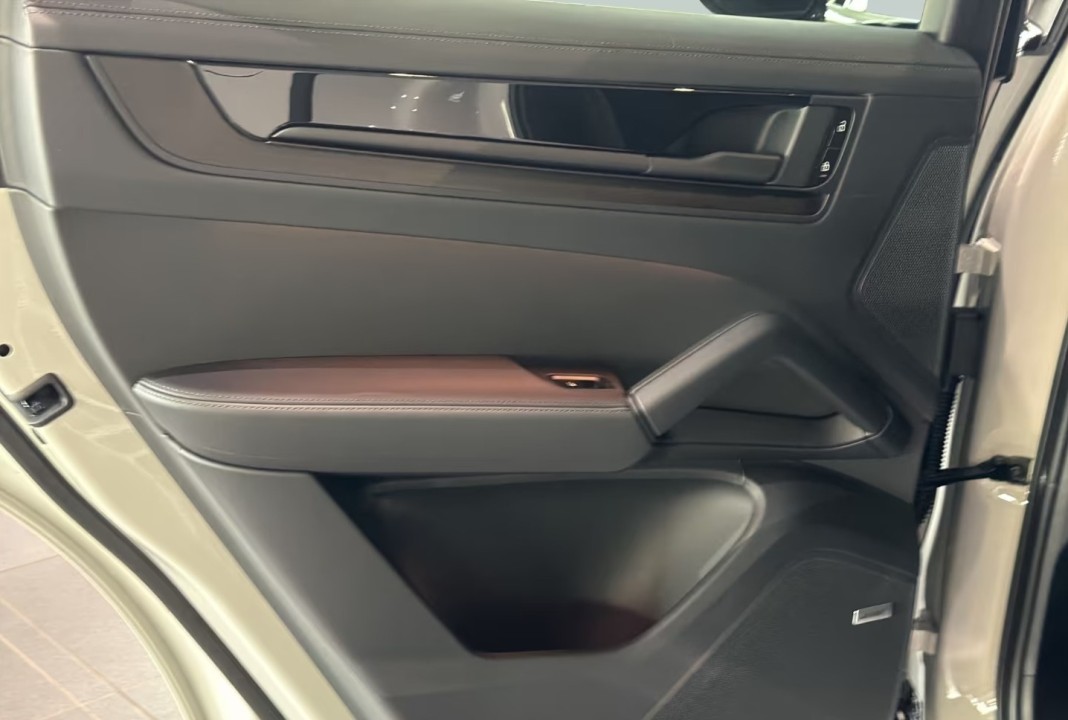 Porsche Cayenne Coupe E-Hybrid - foto 20