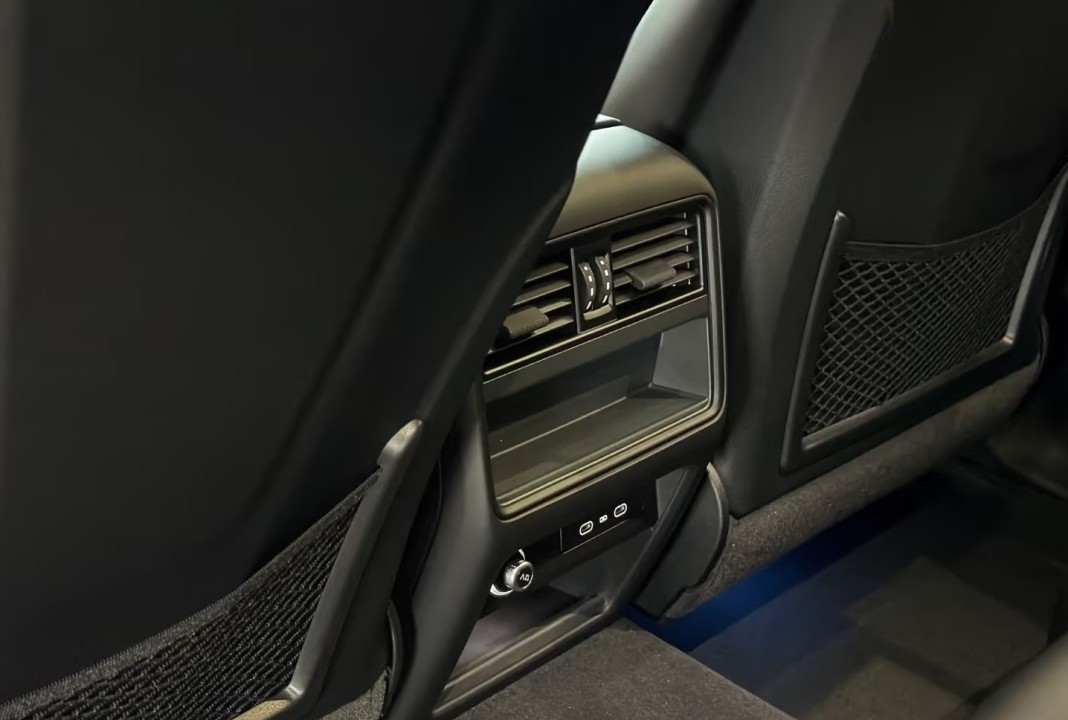 Porsche Cayenne Coupe E-Hybrid - foto 16