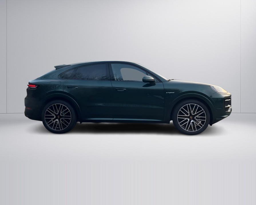 Porsche Cayenne Coupe S E-Hybrid (2)