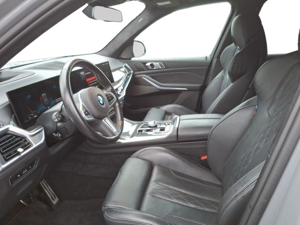 BMW X7 M60i - foto 8